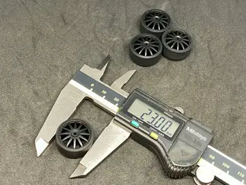 미니 사륜구동 페라 타이어 약 23.0mm 로우 프릭션