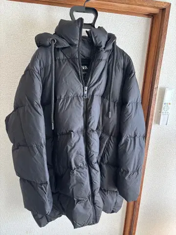 ZARA 블랙 후드 부착 다운 자켓