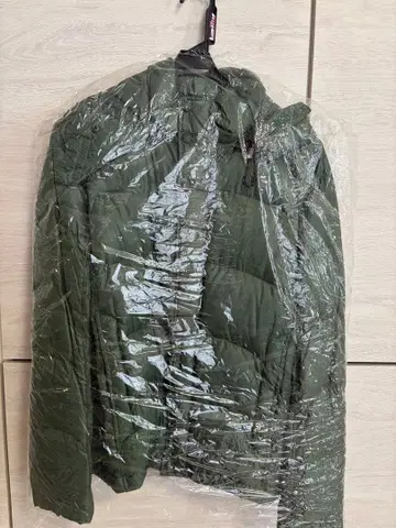 F.PERRY 다운 자켓 M 사이즈 올리브 그린