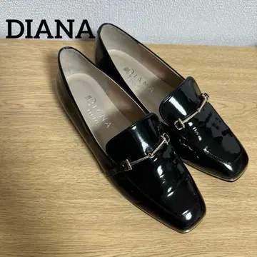 블랙 프라이데이 세일! DIANA 비트 로퍼 로퍼 23EE 블랙