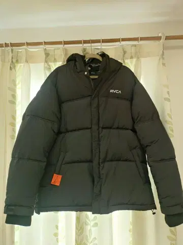 [ 새상품급 ] RVCA 루카 다운 자켓 L 사이즈