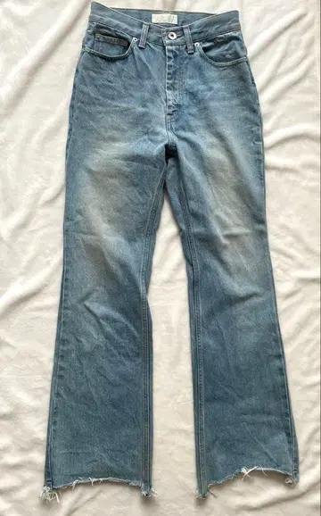 GALLARDAGALANTE 라이트 블루 플레어 데님 사이즈 0