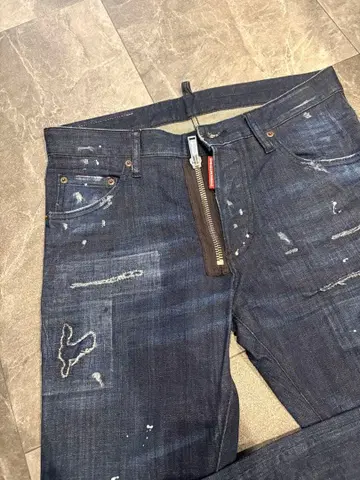 레어 DSQUARED2 데미지 가공 데님 거의 새상품 사이즈 46