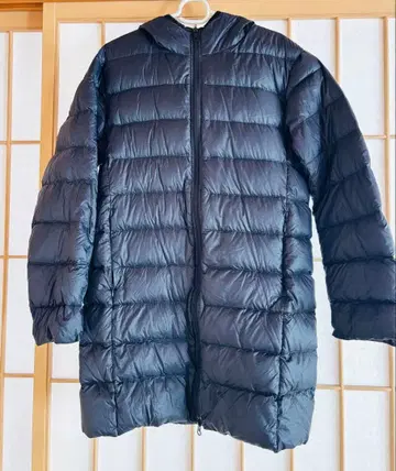 UNIQLO 블랙 다운 자켓 S