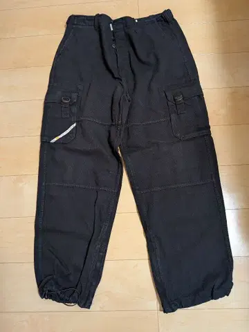 L-R-G 블랙 카고 팬츠