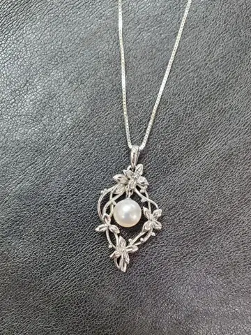 WG 꽃 모티브 진주 펜던트 탑