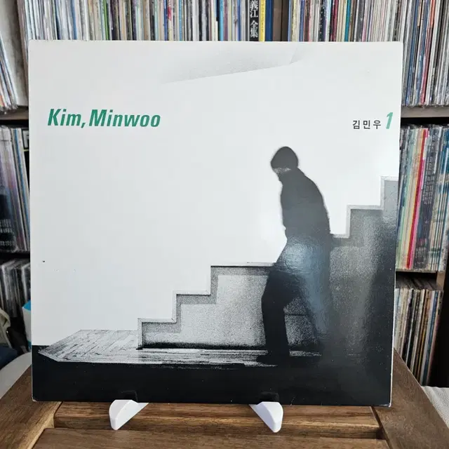 1990년 담백하고 호소력 있는 보컬 김민우의 데뷔 앨범 LP