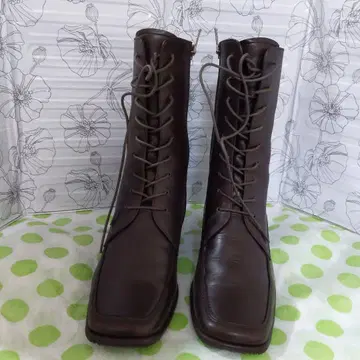 브라운 가죽 레이스업 롱 부츠