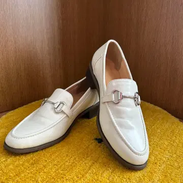 BEAMS 화이트 로퍼 실버 버클