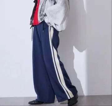 ROSEBUD 네이비 사이드 라인 와이드 팬츠 저지 팬츠