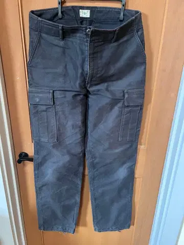 REAL McCOY'S 다크 그레이 카고 팬츠