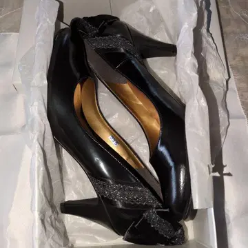 펌프스 블랙 23.5cm