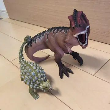 [ 슐라이히 ] 기가노토사우루스와 안킬로사우루스