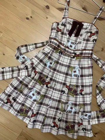 런던 토이즈 점퍼 스커트