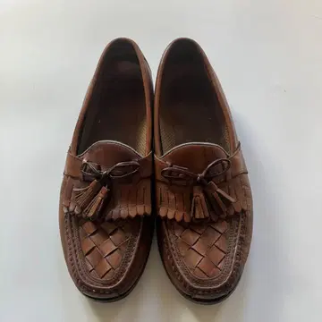 존스턴 앤 머피 퀼트 태슬 로퍼 브라운 계열 28cm