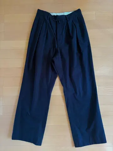 NEAT 코튼 트윌 와이드 네이비