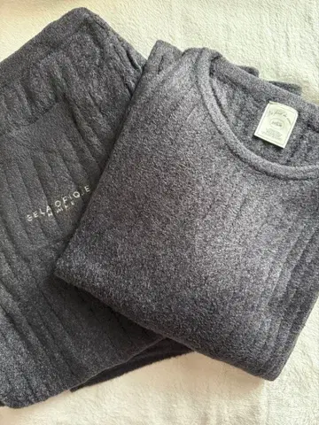 gelato pique 온도 조절 스무디 상하의 세트 M