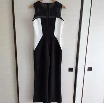 [ 미사용 ] 택 포함 팬츠 드레스 바이컬러 슬리브리스 올인원