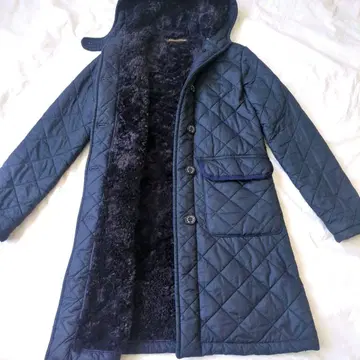 새상품급 매킨토시 그런지 퀼팅 보아 코트 S 네이비