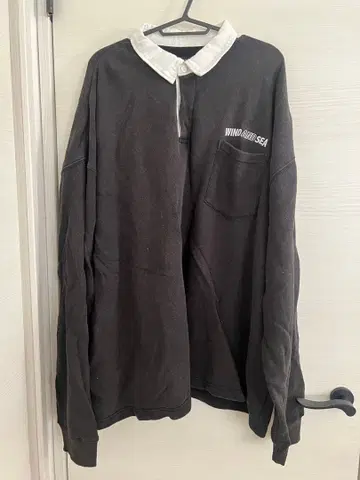 wind and sea 라거 셔츠