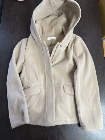 세실 맥비 베이지 후드 부착 자켓 울 혼방