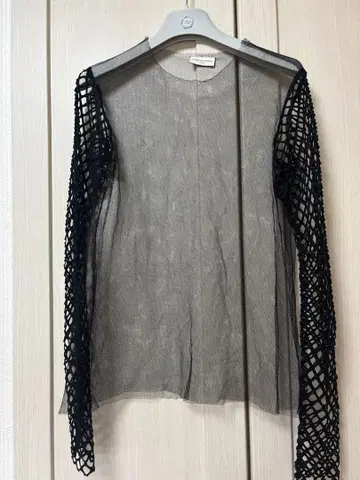 드리스반노튼 튤 티셔츠 블랙 미사용 메쉬 상의