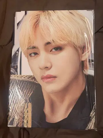 BTS V 프리미엄 사진 LOVE YOURSELF