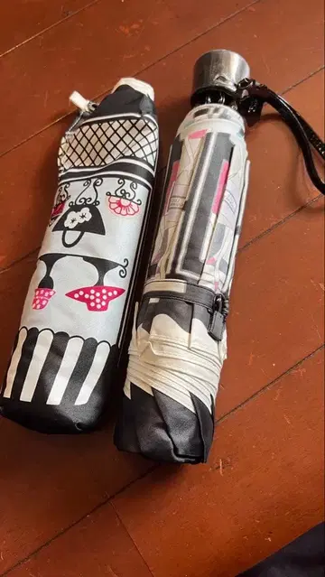 Lulu Guinness 우천 겸용 접이식 우산 새상품급