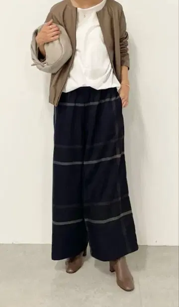 BEARDSLEY 비어즐리 체크 허리 리브 팬츠 네이비 사이즈 1