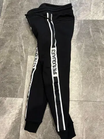 우노피우노우과레토레 맨투맨