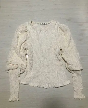 한국 스타일 상의 아이보리 소매 귀여움