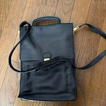 BALl Y 블랙 가죽 비즈니스 백