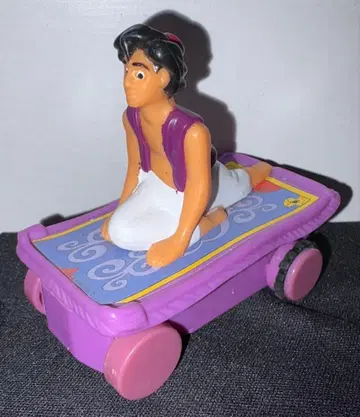 디즈니 [ 알라딘 ] 마법의 양탄자 피규어