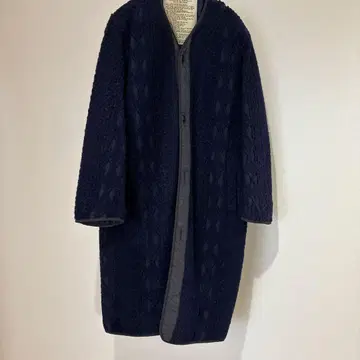 자카드 네이비 롱 코트