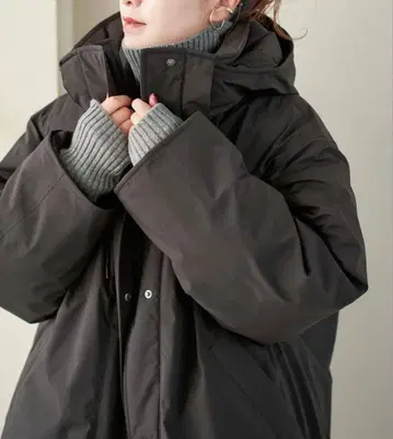 새상품 Spick and Span 2WAY 발수 다운 하프 코트 36