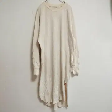 CLANE 롱 리브 니트 원피스 F 아이보리 슬릿 포함