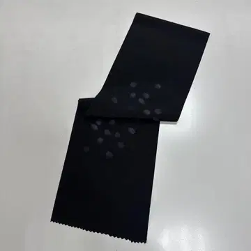 벚꽃 꽃잎 무늬 장식용 깃 소묘 유젠 블랙 폴리에스테르