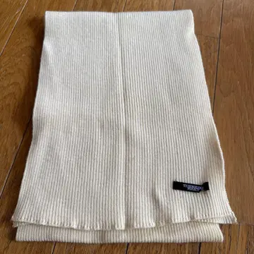 토네이도 마트 아이보리 머플러