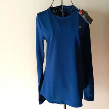 언더아머 네이비 긴팔 T셔츠