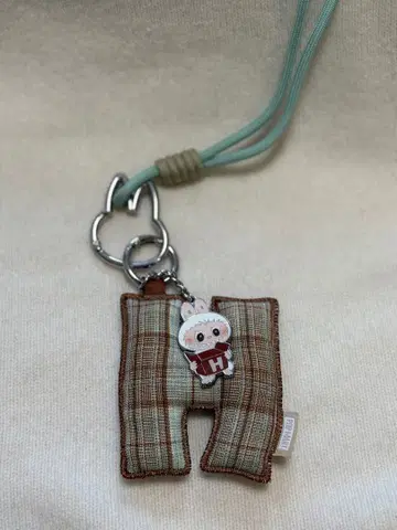 POPMART PIN FOR LOVE 참 H