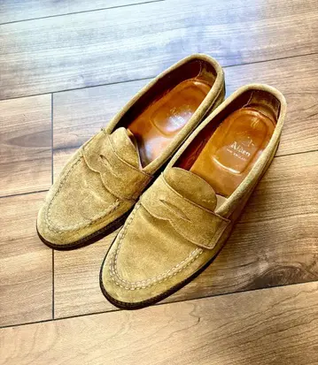 알든 Alden 스웨이드 페니 로퍼 8D 베이지 로퍼