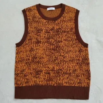 뷰티앤유스 자카드 크루넥 숏 니트 베스트