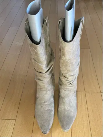 베이지 스웨이드 롱 부츠