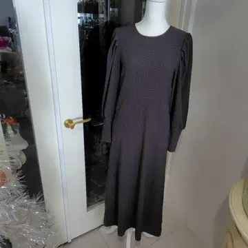 어반 리서치 그레이의 긴팔 롱 기장 원피스