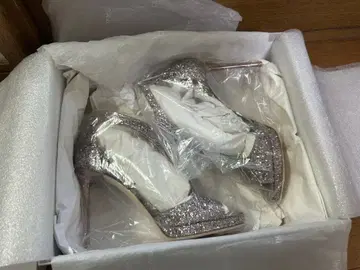 새상품급 지미추 글리터 펌프스 JIMMY CHOO 22.5~23.0
