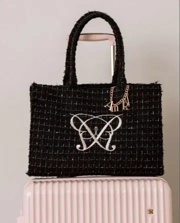 에메리안느조이 덕질 참 포함 칼리 토트