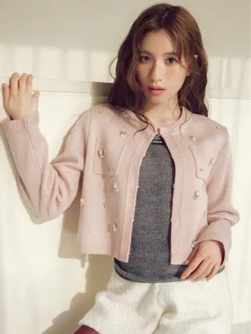 LILY BROWN 멀티 비쥬 노카라 니트 자켓