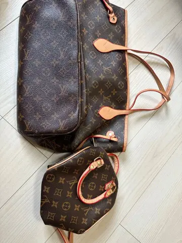 토트백과 소형 백 세트