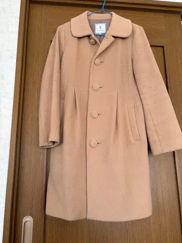 베이지 버튼 롱 코트 로페피크닉 M~L 40