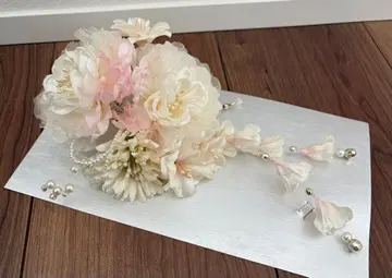 꽃 장식 빗 포함 일본 정통의상 소품 성인식